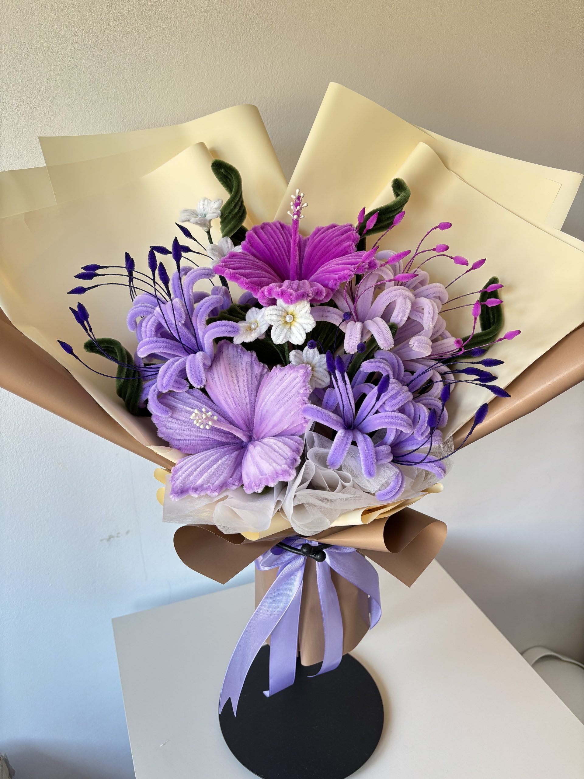 Plišani buket Spider Lily - Slika 4